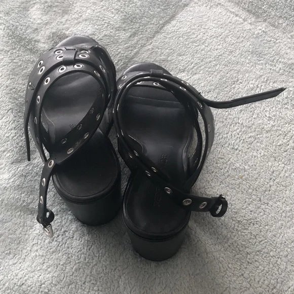 Super cute Rebecca Minkoff heels silver studded on black leather - Picture 4 of 16